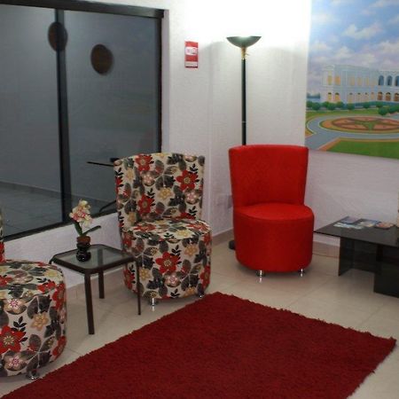 Hostal Casa Suiza Асунсьон Экстерьер фото
